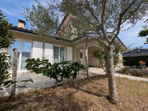 Maison 5 pièces 145 m²