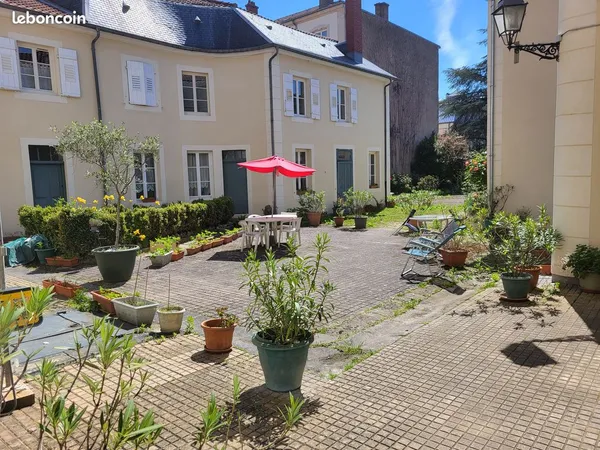 NANCY, proche Place Stanislas, COQUET Appartement F 1