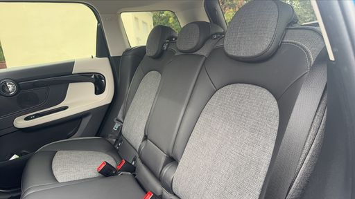 Mini Countryman 1.5 Cooper SE 224 ALL4 Steptronic6 - Exquisite – 2019 – 61854 km – Hybride rechargeable – Boîte Automatique — photo 39