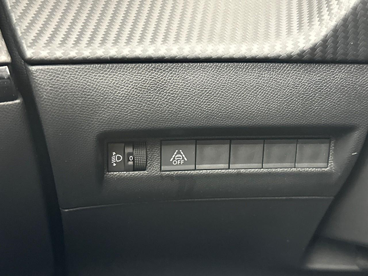 Peugeot 2008 puretech 100 s&s bvm6 allure — photo 16