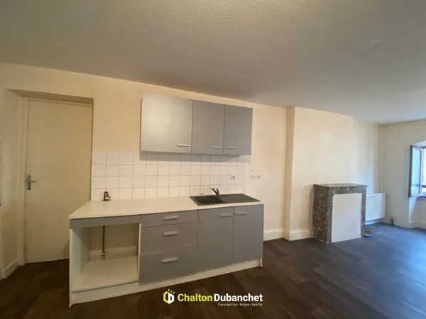 ST ANDRE D'APCHON Appartement duplex T3 de 76m²