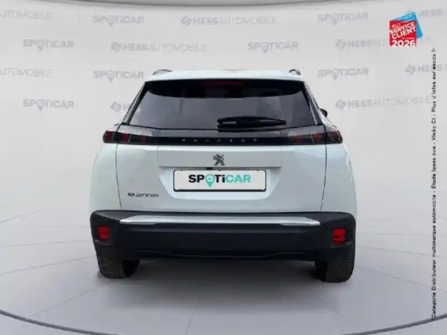 Peugeot 2008 e- 136ch allure pack — photo 7