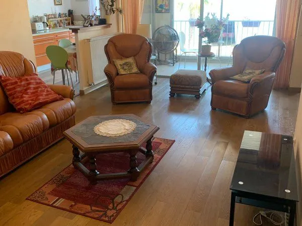 Prix en baisse. Appartement 110 m2 à Sète