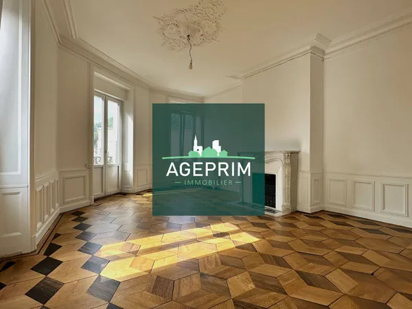 Appartement 5 pièces 142 m²
