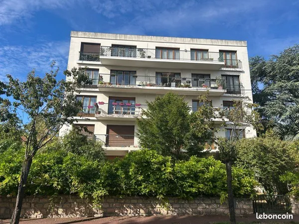 Appartement F4 à saint Maur des fossés