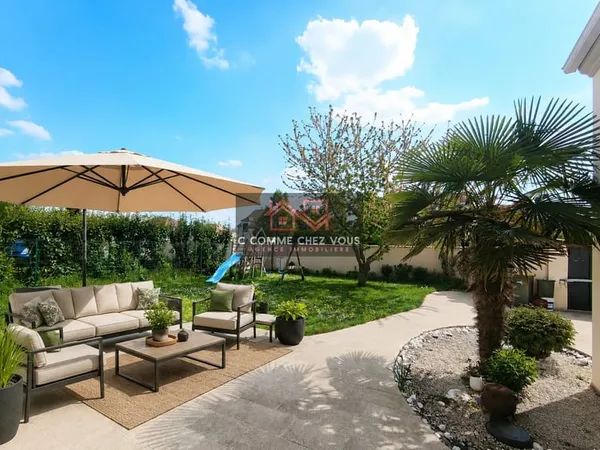 Maison familiale de 203 m2 avec sous-sol de 99 m2 FÉROLLES