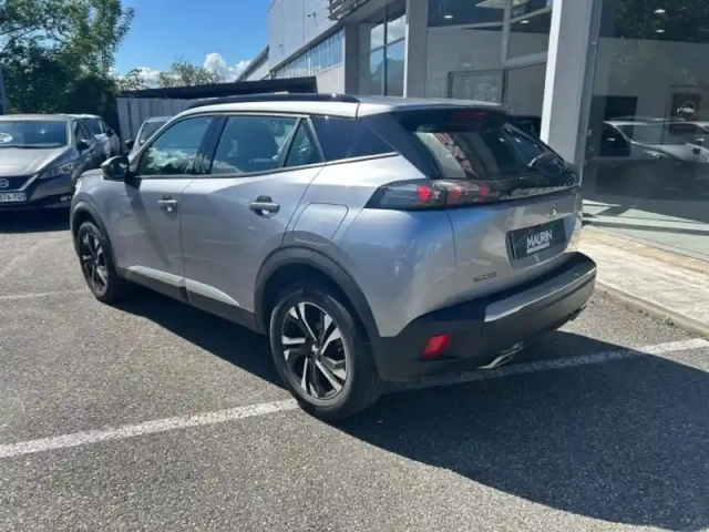 Peugeot 2008 1.2 puretech 130ch s&amp;s allure 7cv — photo 7