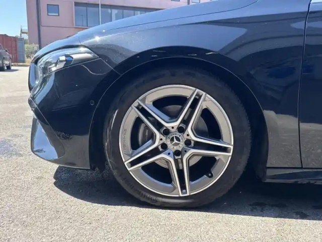Mercedes Classe A 200 d amg line — photo 9