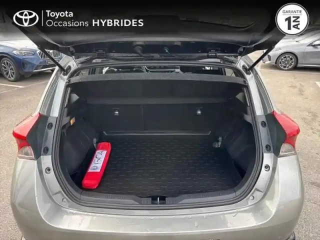 Toyota Auris 1.2 turbo 116ch collection — photo 10