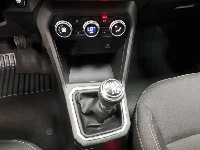 Dacia Jogger tce 110 7 places — photo 40