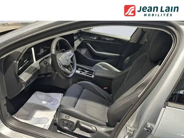 Volkswagen Passat 1.5 etsi opf 150 dsg7 — photo 11