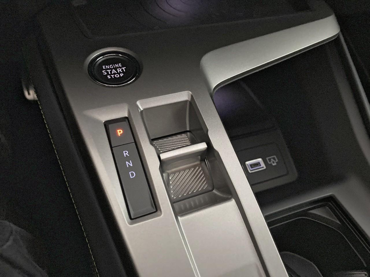 Peugeot 408 electrique 58 kwh 210 ch gt — photo 15