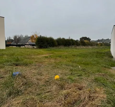 Terrain 590 M2 Viabilisé disponible
