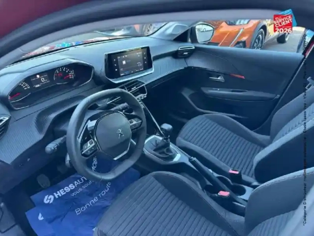 Peugeot 208 1.2 puretech 100ch s&amp;s active pack — photo 15