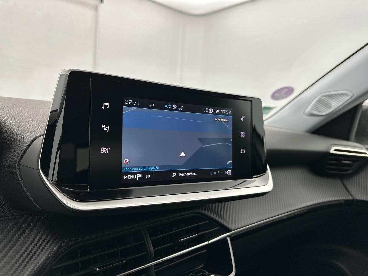 Peugeot 2008 puretech 130 s&s eat8 allure — photo 10