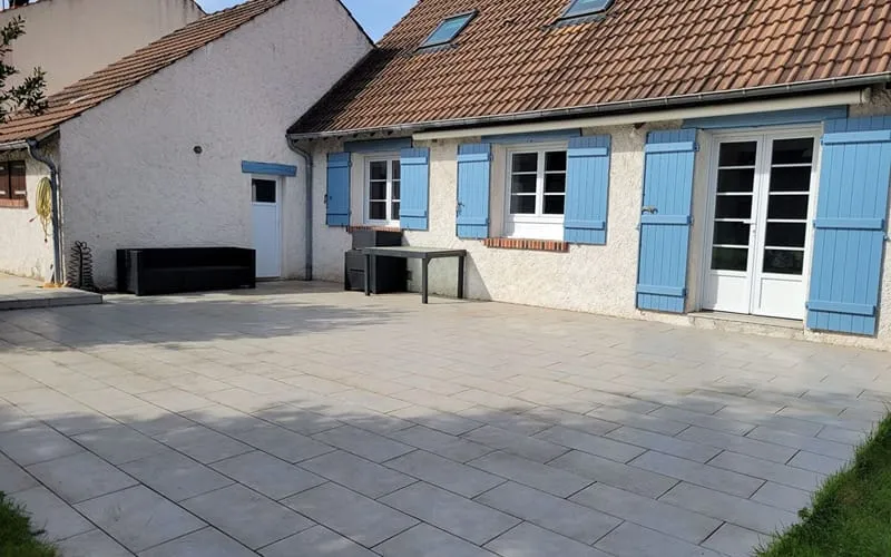Photo 1