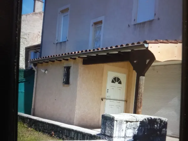 Arthes centre grande maison bourgeoise