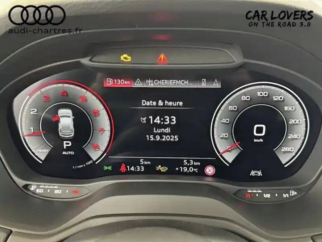 Audi Q2 35 tfsi 150 s tronic 7 — photo 14