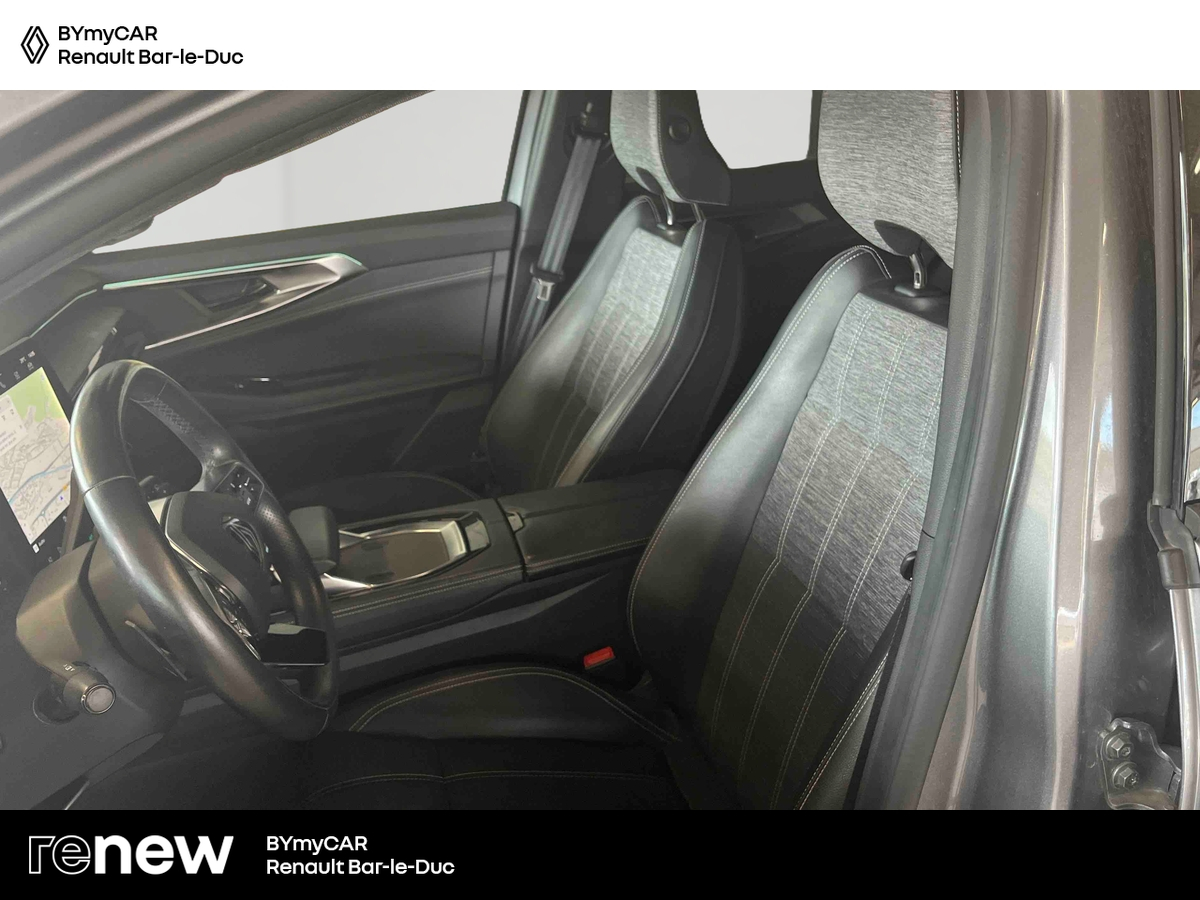 Renault Austral mild hybrid 160 auto — photo 11
