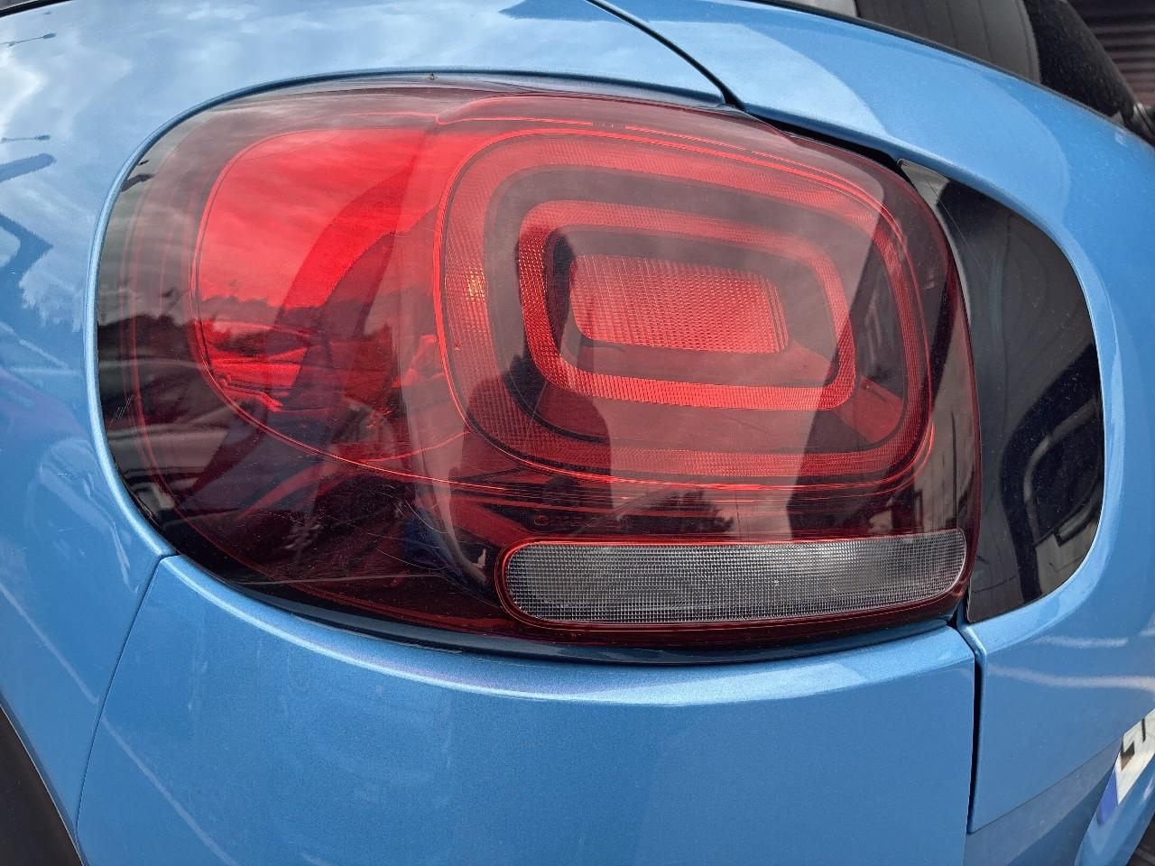 Citroën C3 Aircross puretech 110ch s&s shine e6.d-temp — photo 13