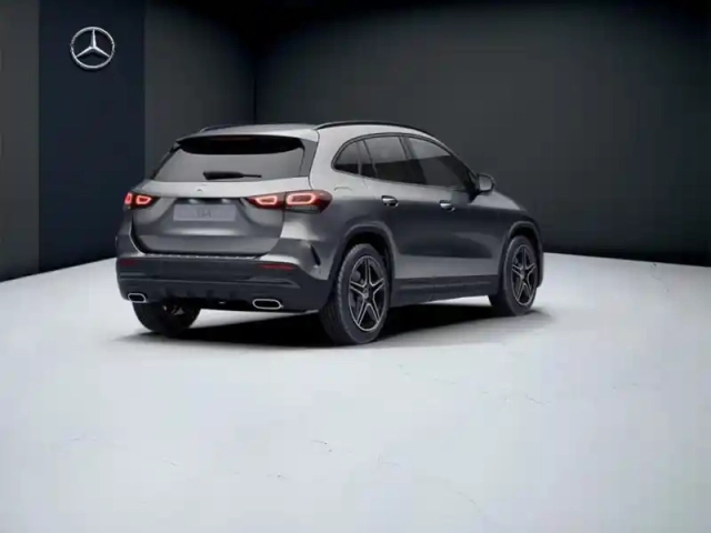 Mercedes Gla 250 e amg line — photo 19