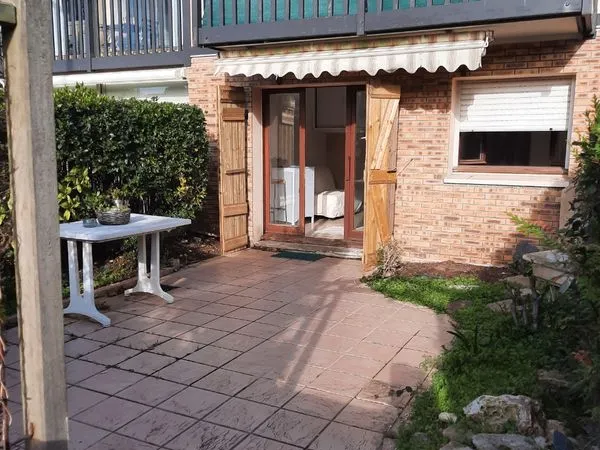 À LOUER - STUDIO MEUBLÉ 22 m² AVEC TERRASSE PLEIN SUD - VILLERS-SUR-MER 🏡 Loc