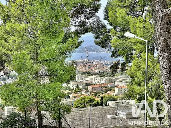 Appartement 3 pièces 84 m²