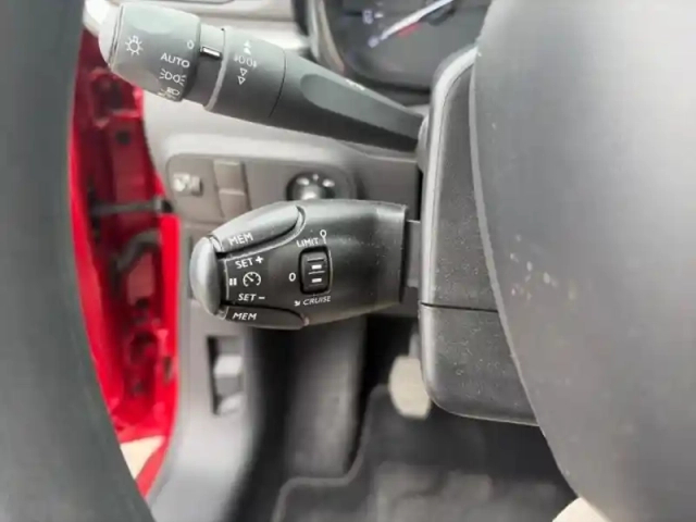 Citroën C3 1.2 puretech 110ch s&amp;s shine 120-123g — photo 14