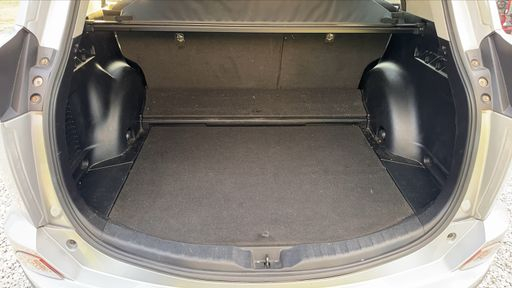 Toyota RAV4 2.5 VVTi 197 Hybrid 2WD E-CVT - Dynamic – 2018 – 86598 km – Hybride essence – Boîte Automatique — photo 29