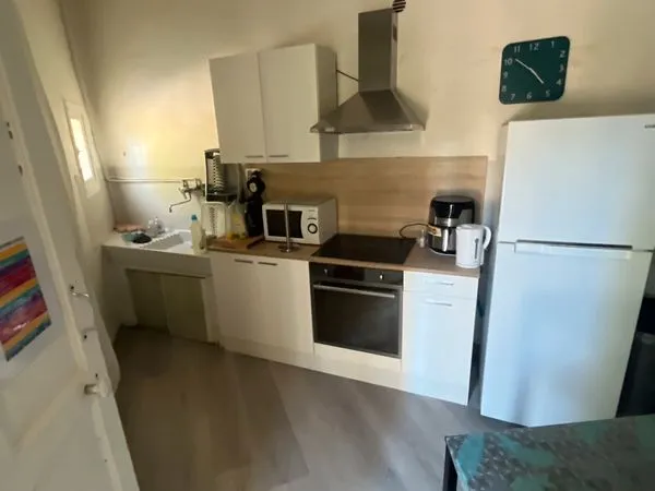 Appartement de 50m2 climatisé avec cour