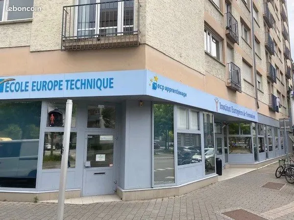 Local commercial 452 m² Strasbourg