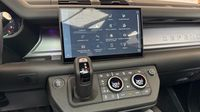 Land-Rover Defender 110 2.0 P300e PHEV X-Dynamic SE — photo 19