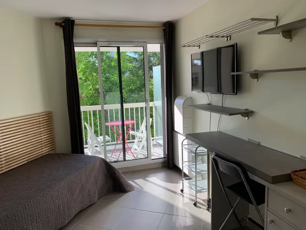 Loue studio meublé 19m²