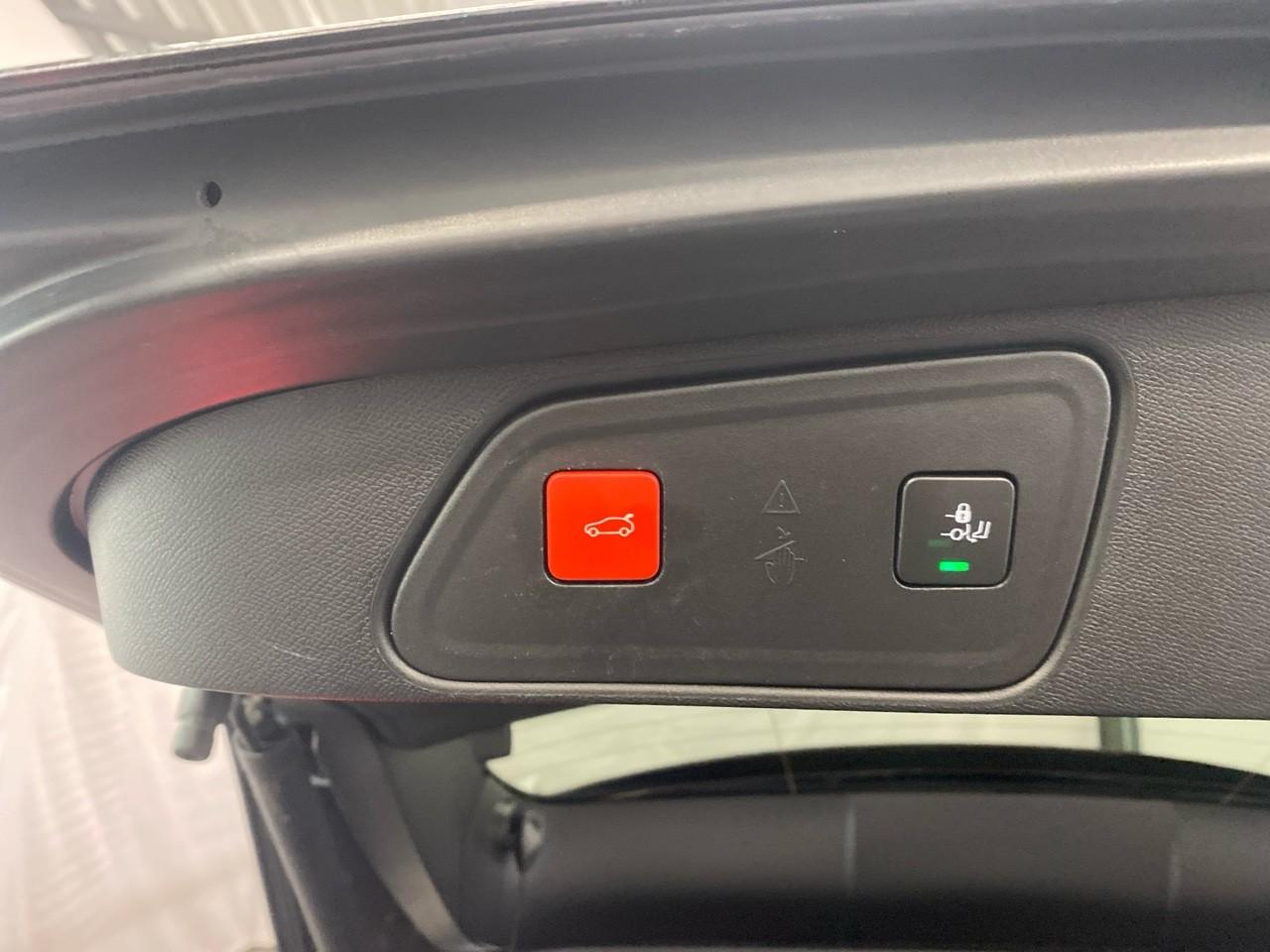 Peugeot 3008 hybrid 225 e-eat8 gt pack — photo 33