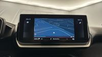 Peugeot 2008 1.2 PureTech 130ch S&S GT EAT8 — photo 18