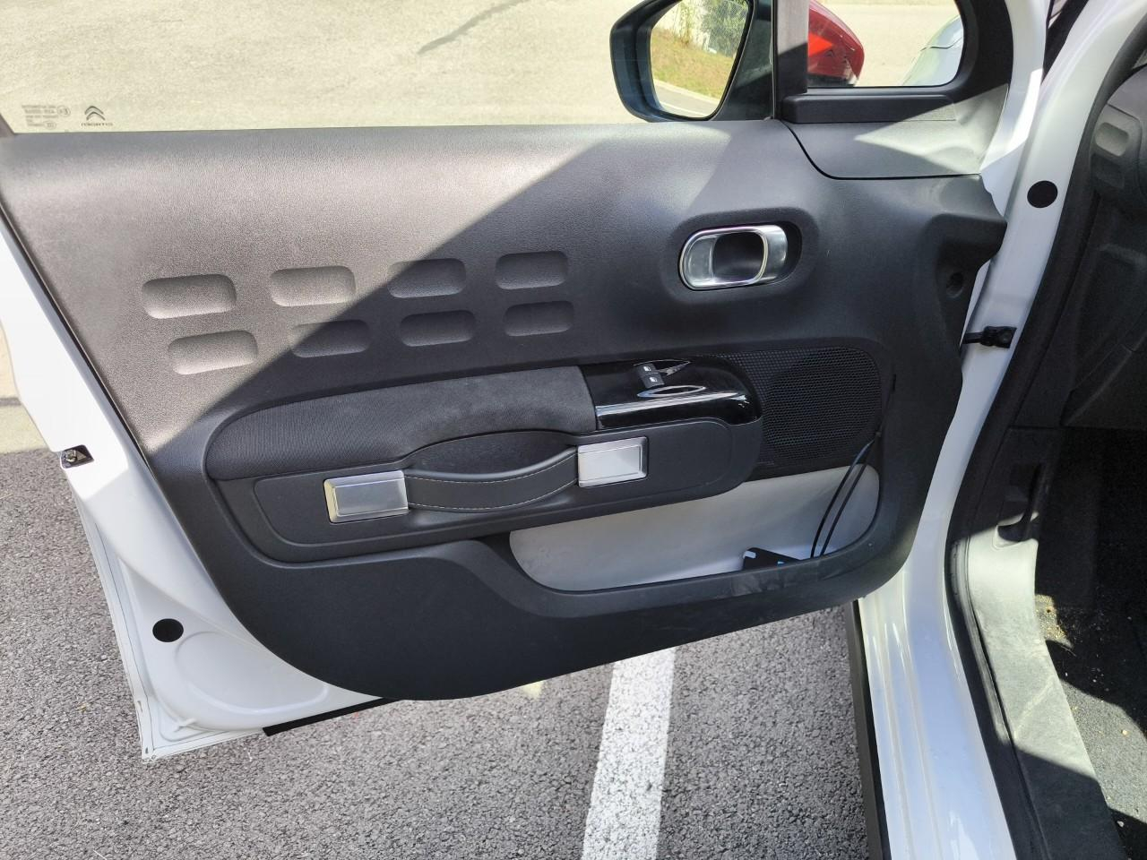 Citroën C3 puretech 110 s&s eat6 shine — photo 8