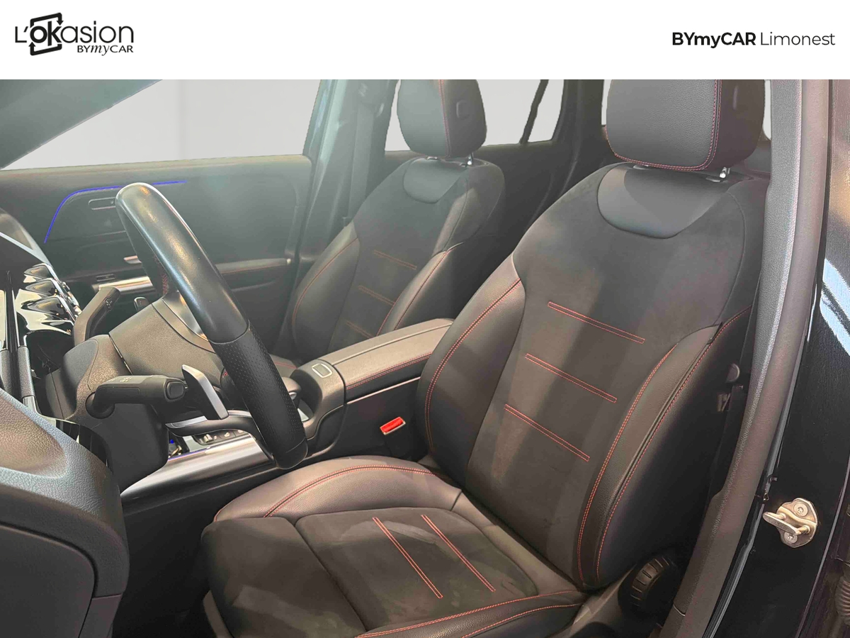 Mercedes GLA 200 7G-DCT — photo 11