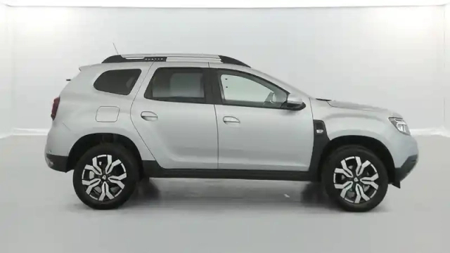 Dacia Duster eco-g 100 4x2 — photo 15