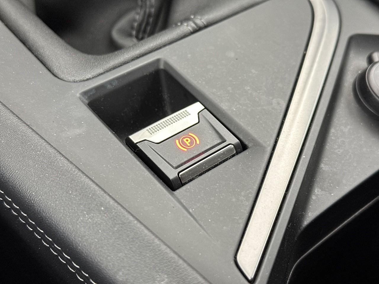 Peugeot 308 puretech 130ch s&s bvm6 allure — photo 31