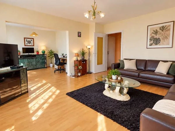 Strasbourg - Appartement 3/4 Pièces - 81 M² - Traversant