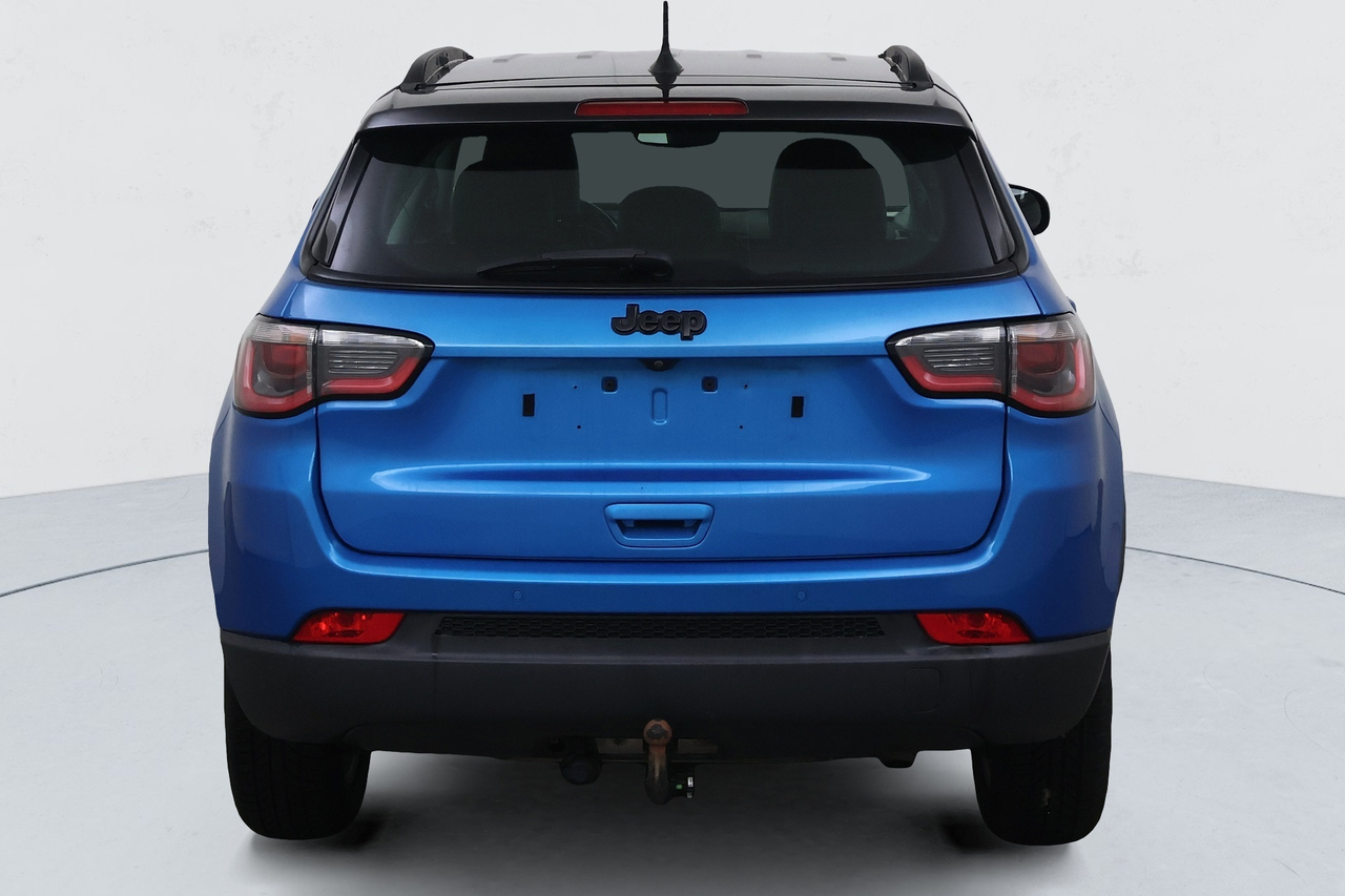 Jeep Compass — photo 3