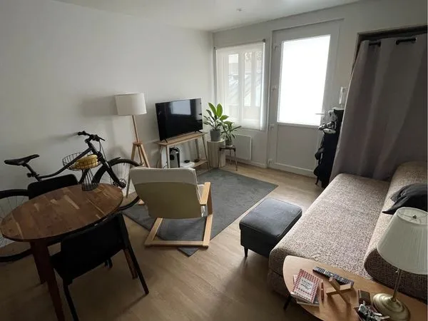 A LOUER - Appartement Meublé T2 - RENNES - Quartier CENTRE