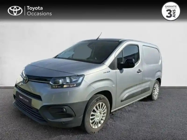 Toyota Proace city electric medium 50 kwh dynamic rc23