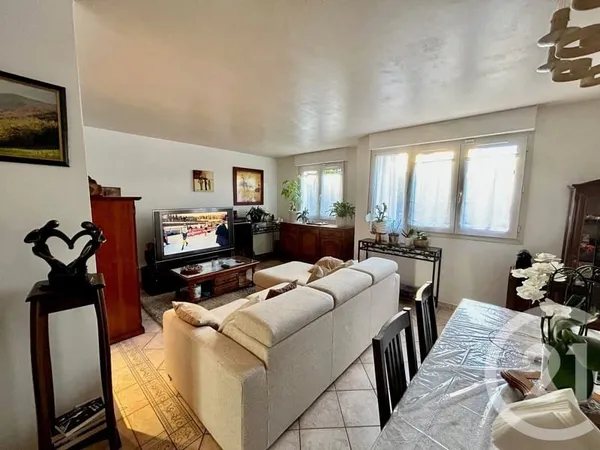 Appartement 4 pièces 81 m²