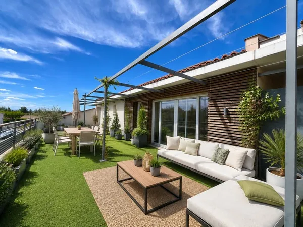 Appartement traversant T5 avec terrasse et 3 parkings