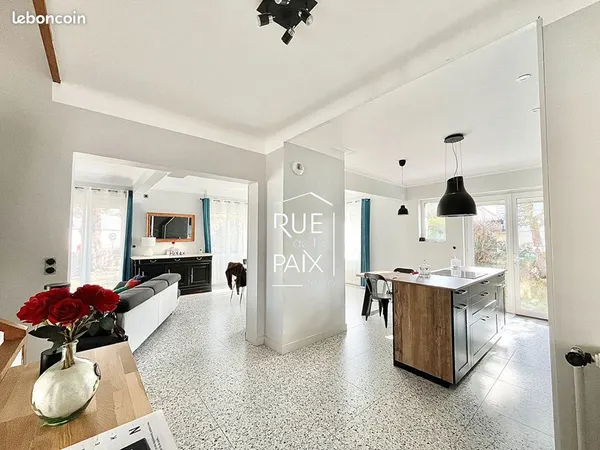 Propriété 6 pièces 189 m²