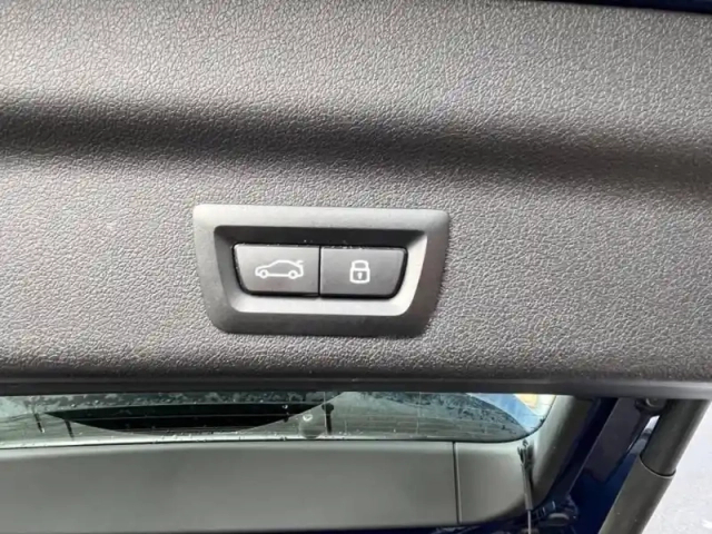 Bmw X1 sdrive18i 136ch — photo 8