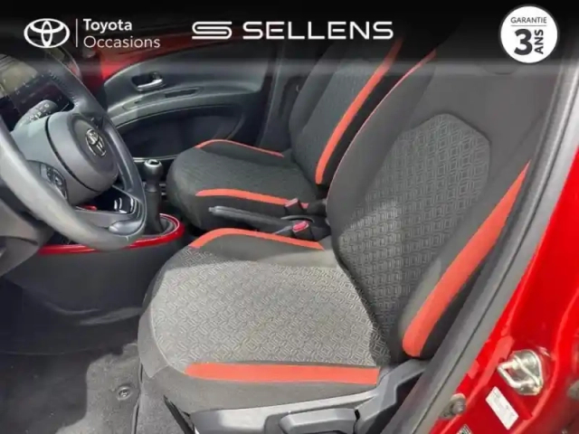 Toyota Aygo X 1.0 vvt-i 72ch design my24 — photo 11