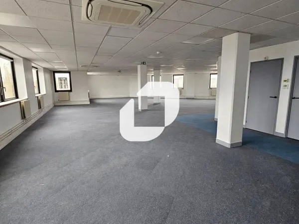 Bureaux 420 m²