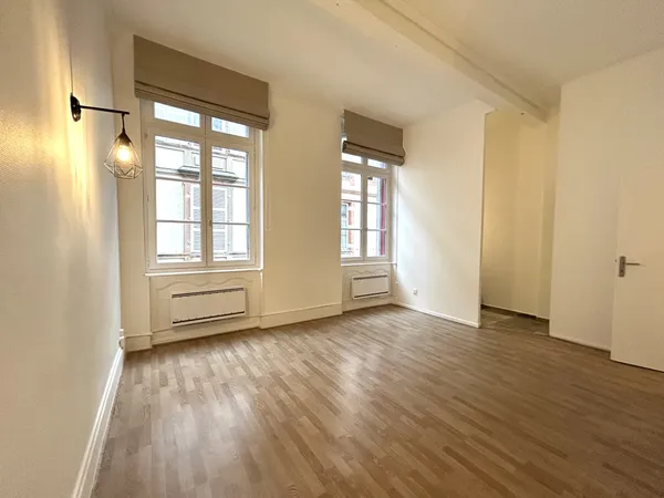 APPARTEMENT T2 RENOVE - 36M2 - QUARTIER PALAIS DE JUSTICE